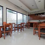 RedDoorz near Jalan Jendral Sudirman Manado