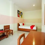 RedDoorz near Jalan Jendral Sudirman Manado