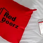 RedDoorz near Jalan Jendral Sudirman Manado