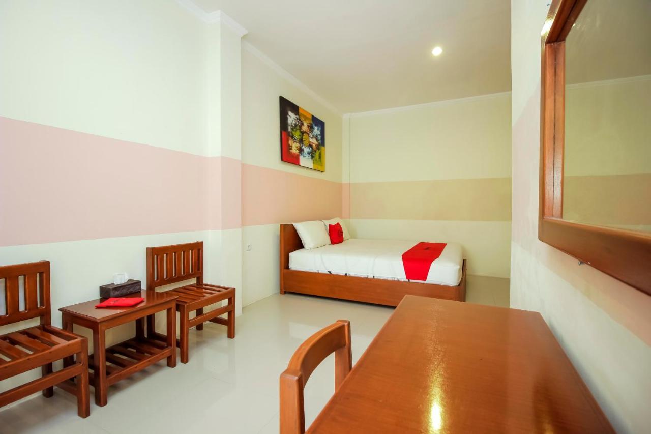 Wisma tamu Reddoorz Near Jalan Jendral Sudirman