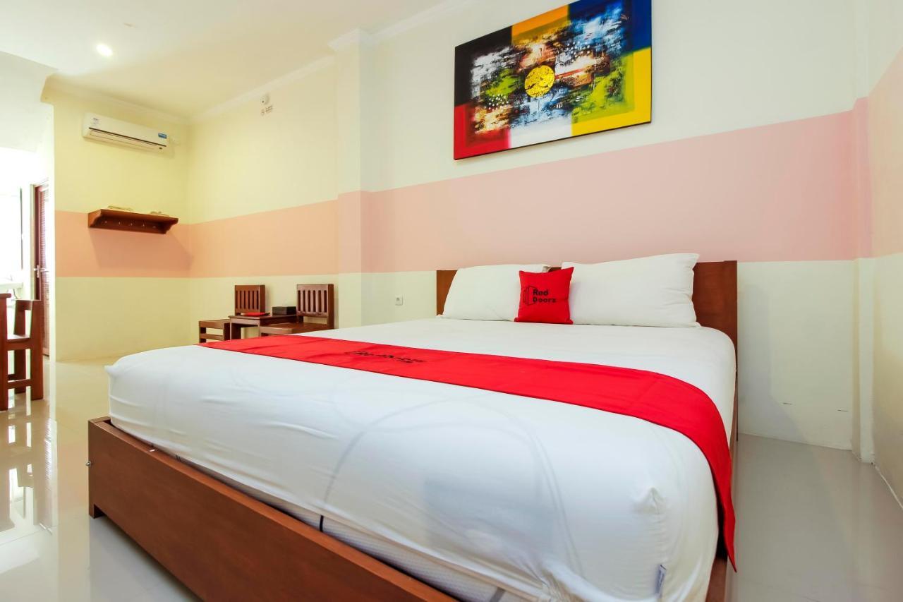 Wisma tamu Reddoorz Near Jalan Jendral Sudirman