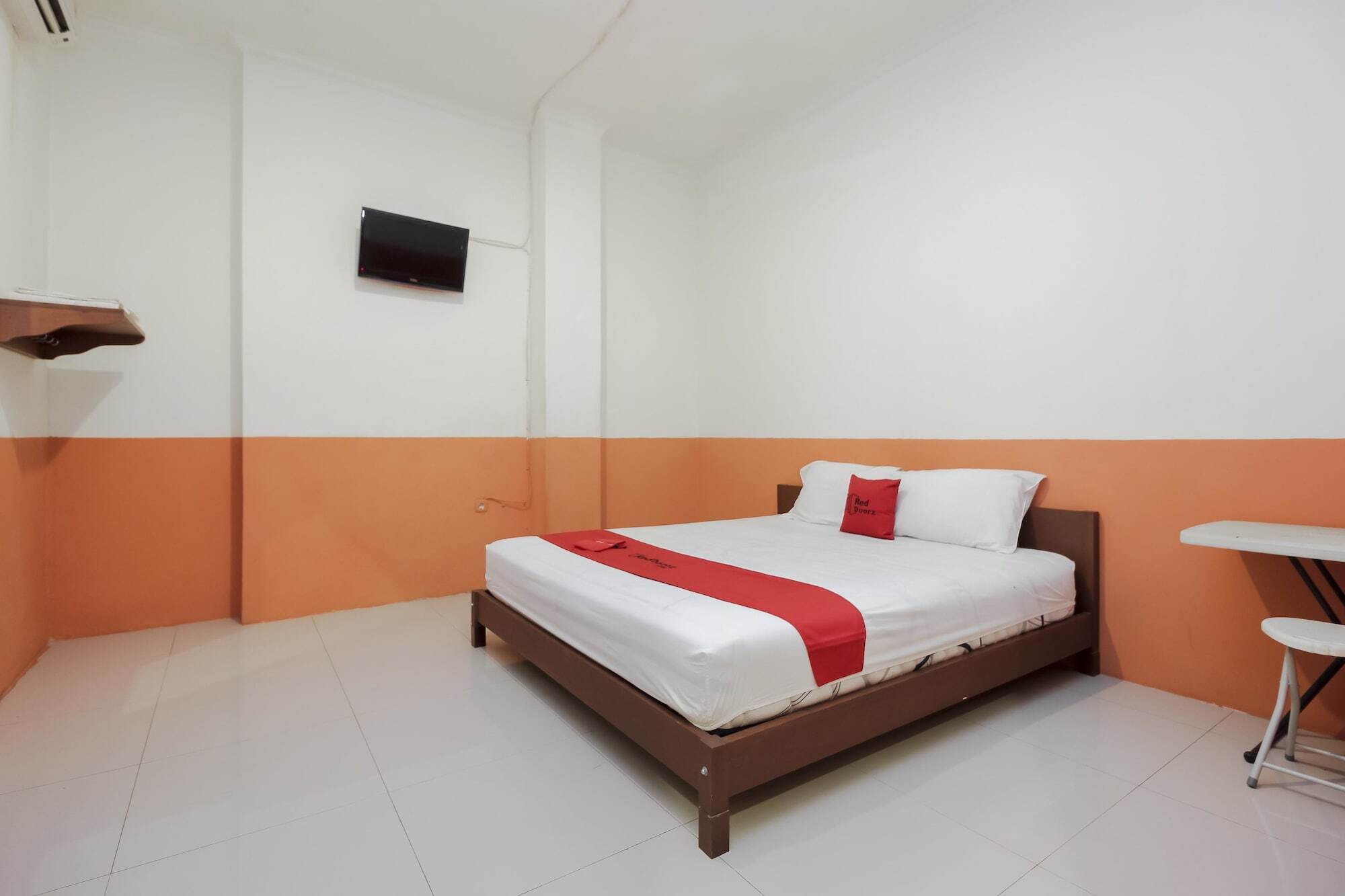 Reddoorz Near Jalan Jendral Sudirman Wisma tamu 2*